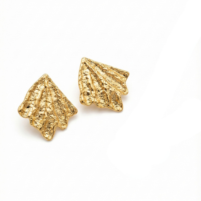 Boucles d'oreilles coquillage texturées - Acier plaqué or 18 carats