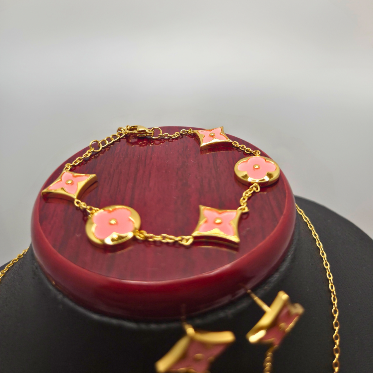 Conjunto de Joyería Floral Geométrica Rosa 100% Acero Bañado en Oro 18K