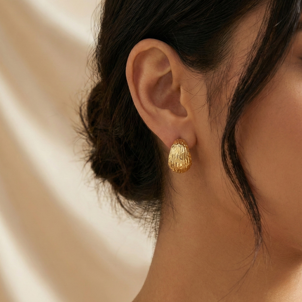 Pendientes de Aro Anchos con Textura Orgánica "Rippled" – 100% Acero Bañado en Oro 18K