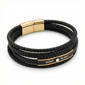Pulsera Masculina Multicapa de Cuero Trenzado y Placa Distintiva – 100% Acero Bañado en Oro 18K