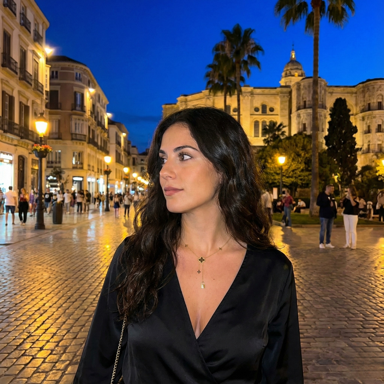 Collar Lariat con Trébol y Candado 100% Acero Bañado en Oro 18K