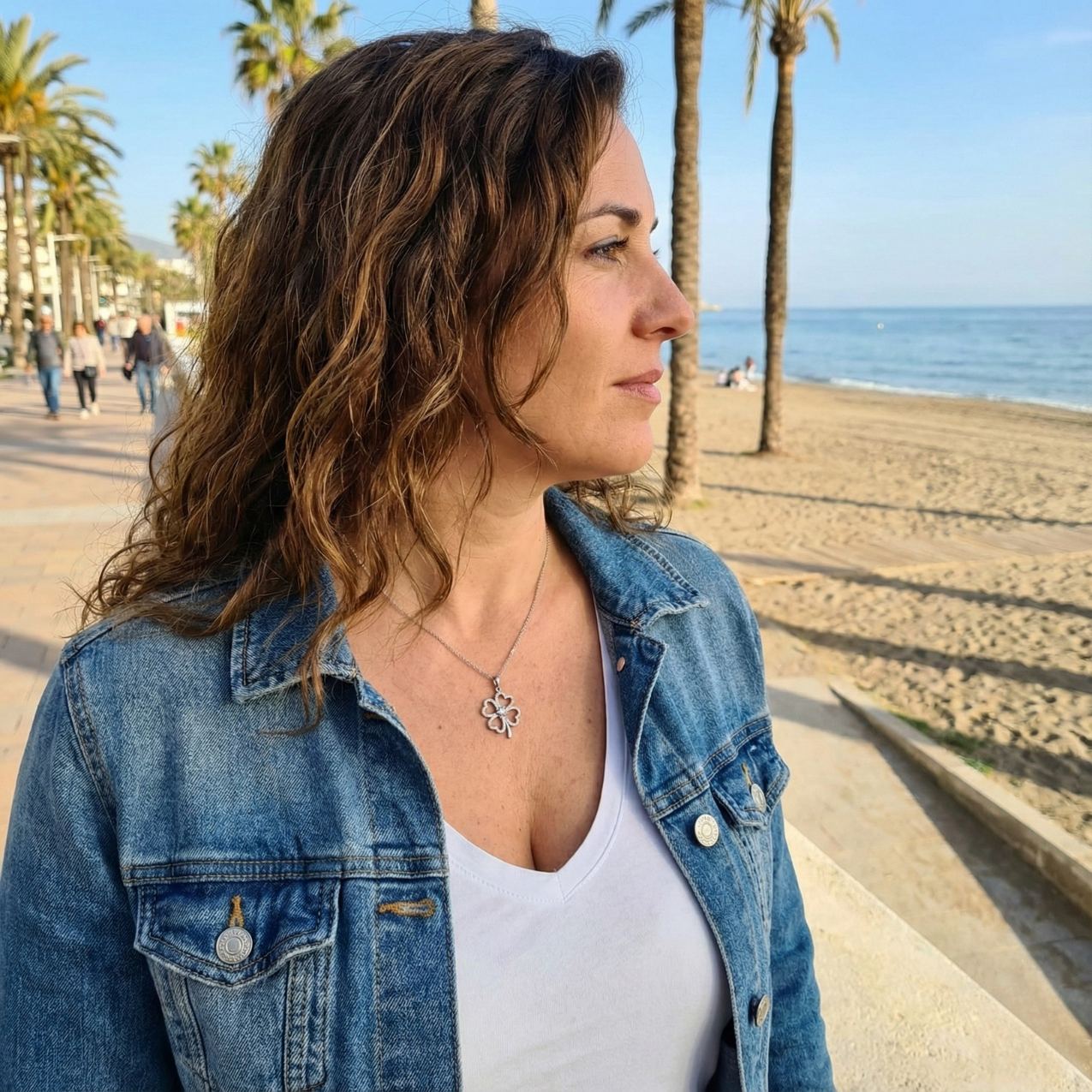 Heart and Zirconia Clover Necklace 100% Stainless Steel Silver Color