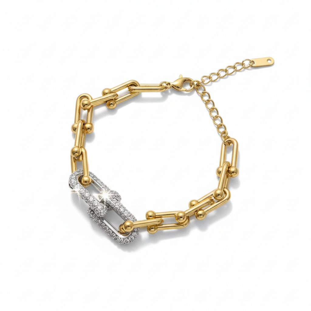 Conjunto de Acero Chapado en Oro 18K con Eslabones y Detalles de Brillantes: Collar, Pendientes y Pulsera