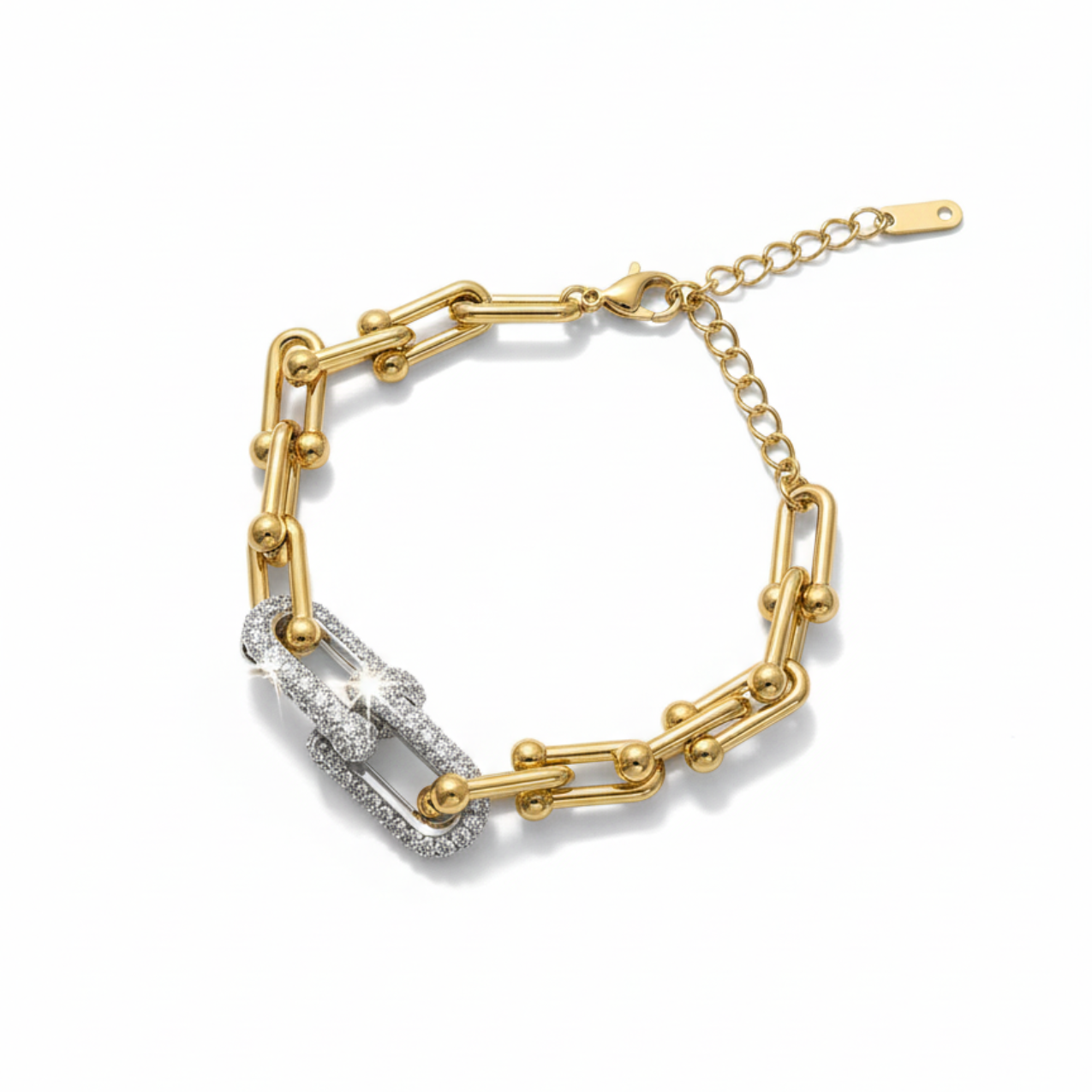 Conjunto de Acero Chapado en Oro 18K con Eslabones y Detalles de Brillantes: Collar, Pendientes y Pulsera