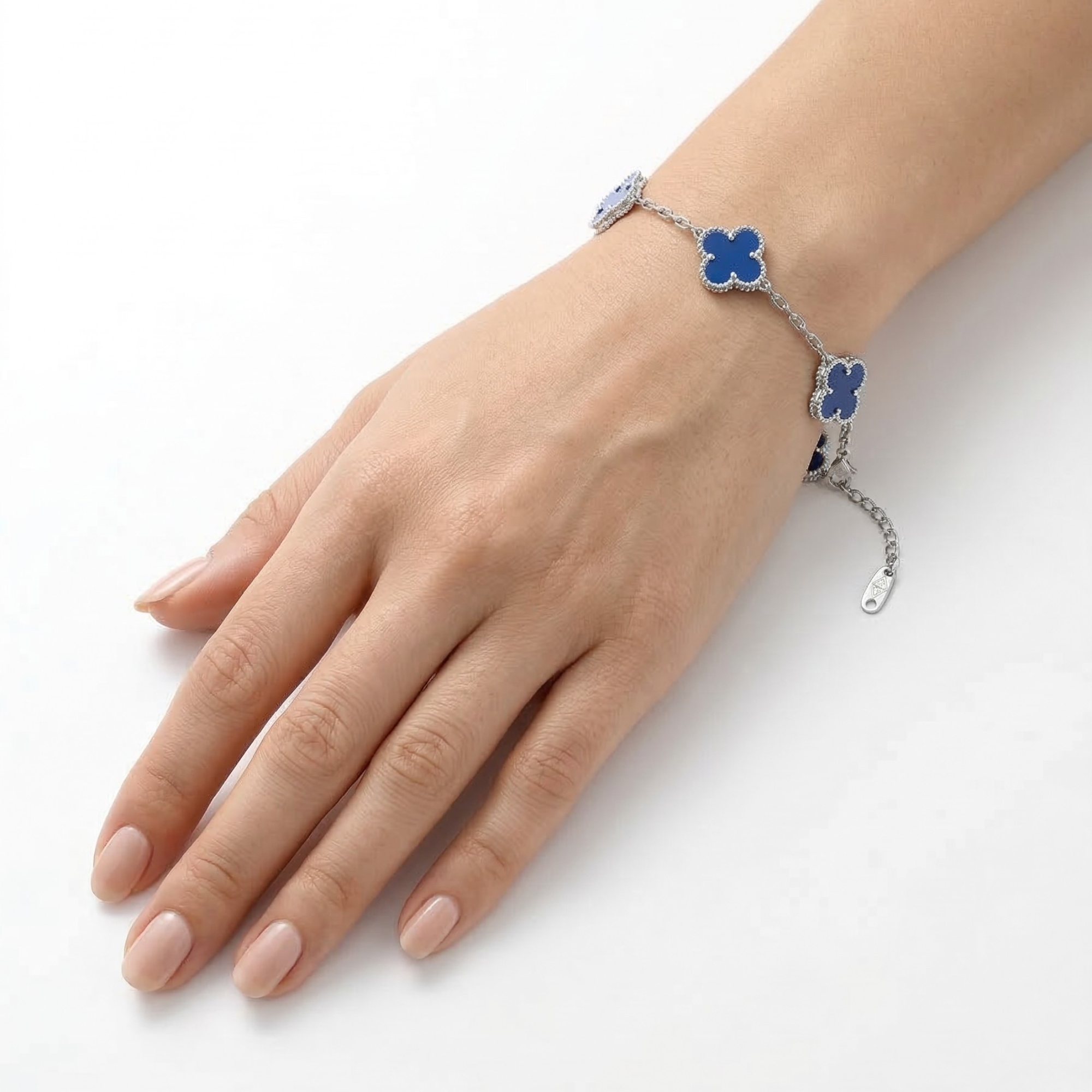 Bracelet trèfle bleu intense, 100 % acier inoxydable, couleur argent
