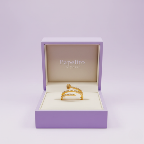 Anillo Ajustable "Clavo Rebeldía" con Circonitas – Acero Bañado en Oro de 18K