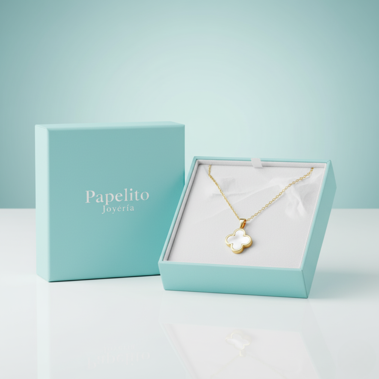 Collar con Colgante de Trébol Blanco Nácar 100% Acero Bañado en Oro 18K