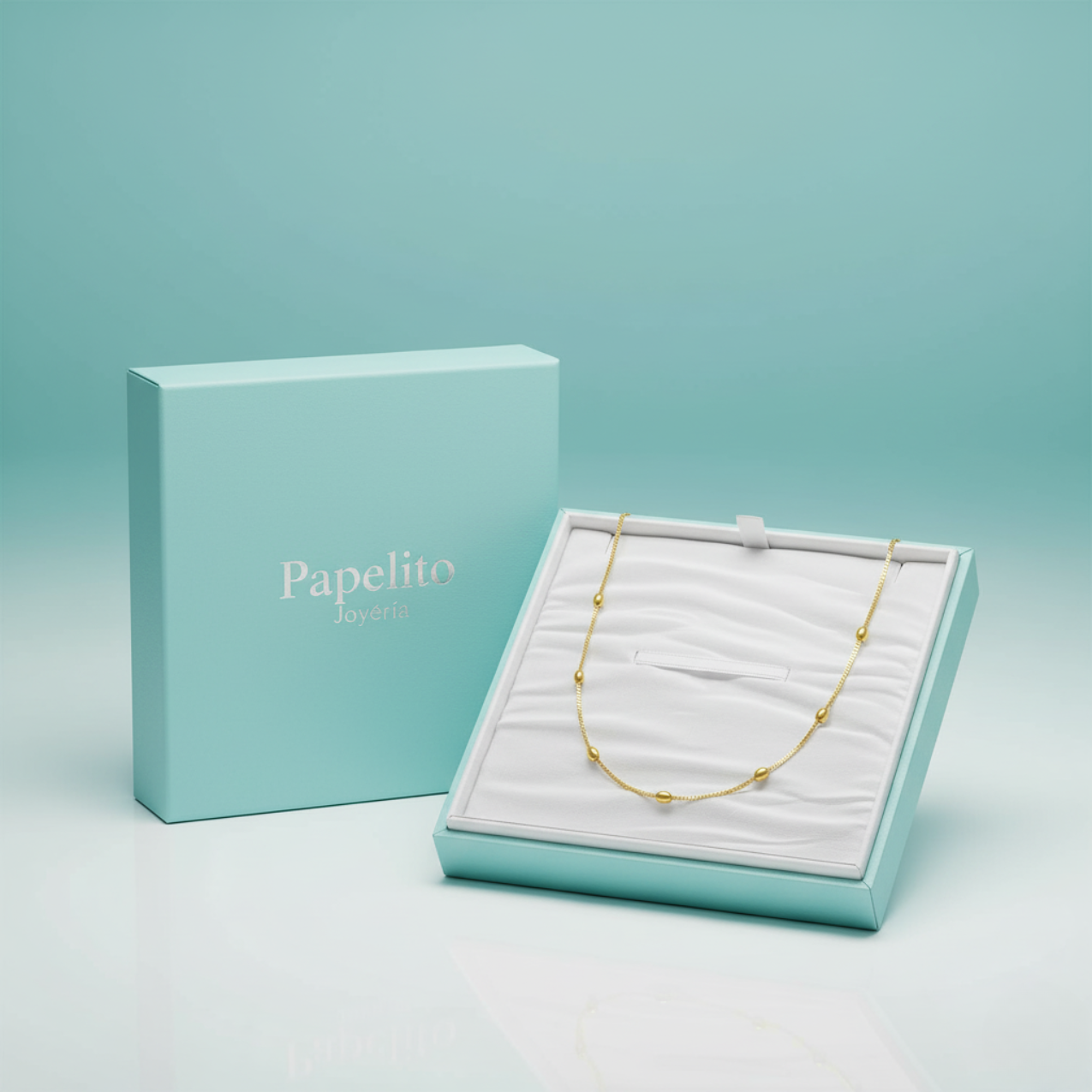 Collar de Acero Chapado en Oro 18K con Cadena de Eslabones y Bolas Lisas