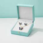 Conjunto Collar y Pendientes de Mariposa con Alas Esmaltadas Multicolores y Circonitas - 100% Acero Bañado en Oro 18K