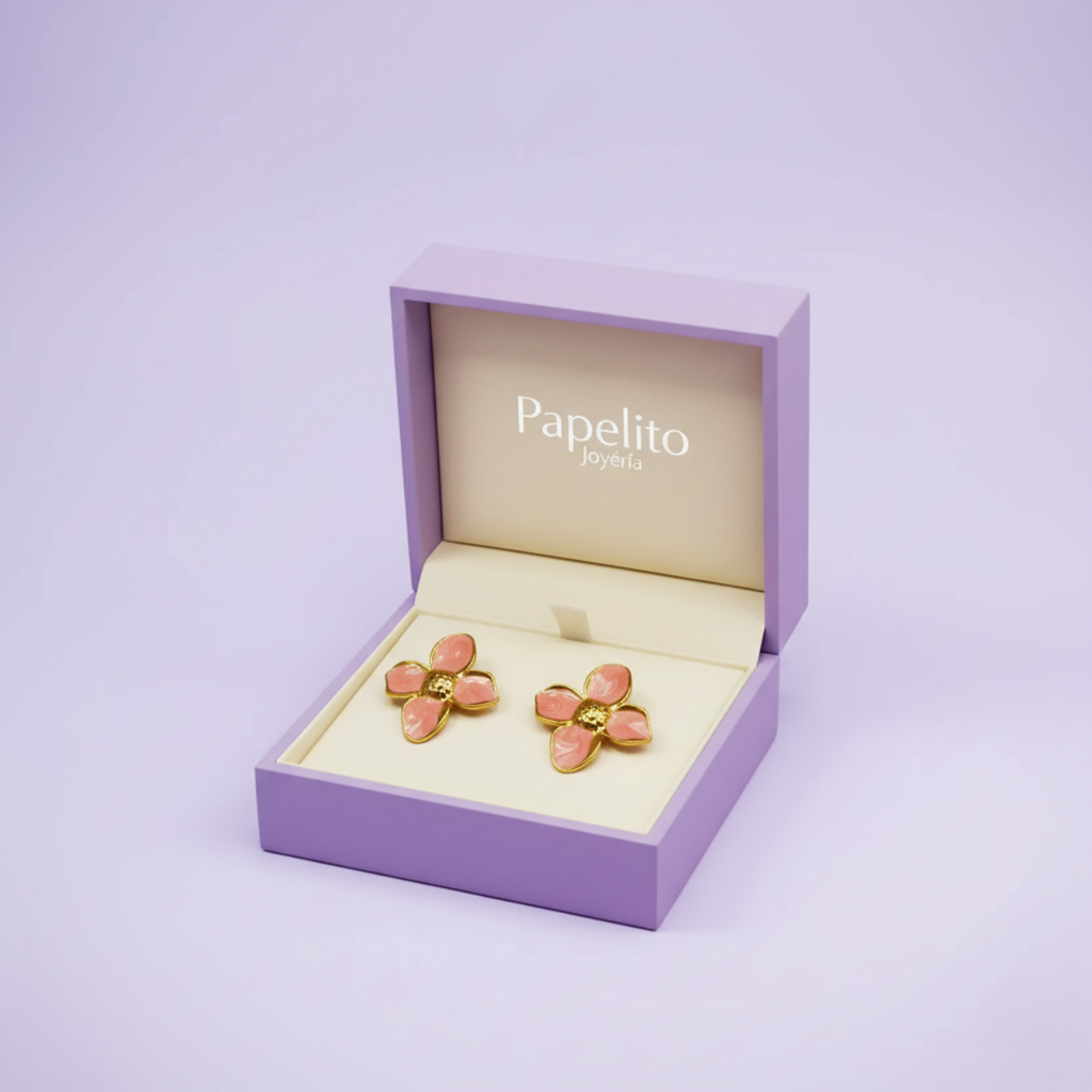 Pendientes de Botón con Flor de Pétalos Rosas y Centro Dorado - 100% Acero Bañado en Oro 18K