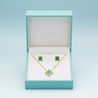 Conjunto Collar y Pendientes de Trébol Esmaltado Verde - 100% Acero Bañado en Oro 18K