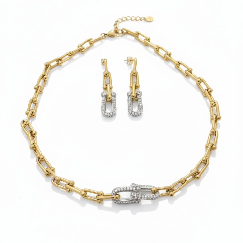 Conjunto de Acero Chapado en Oro 18K con Eslabones y Detalles de Brillantes: Collar, Pendientes y Pulsera