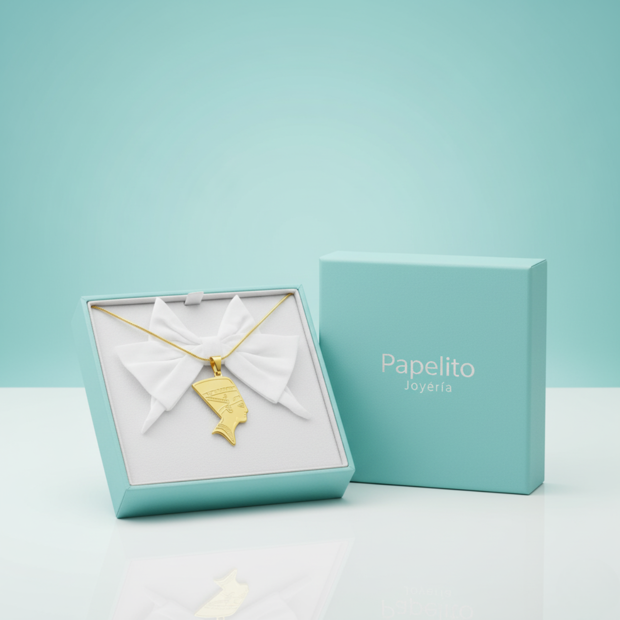 Collar con Colgante Busto de Nefertiti 100% Acero Bañado en Oro 18K