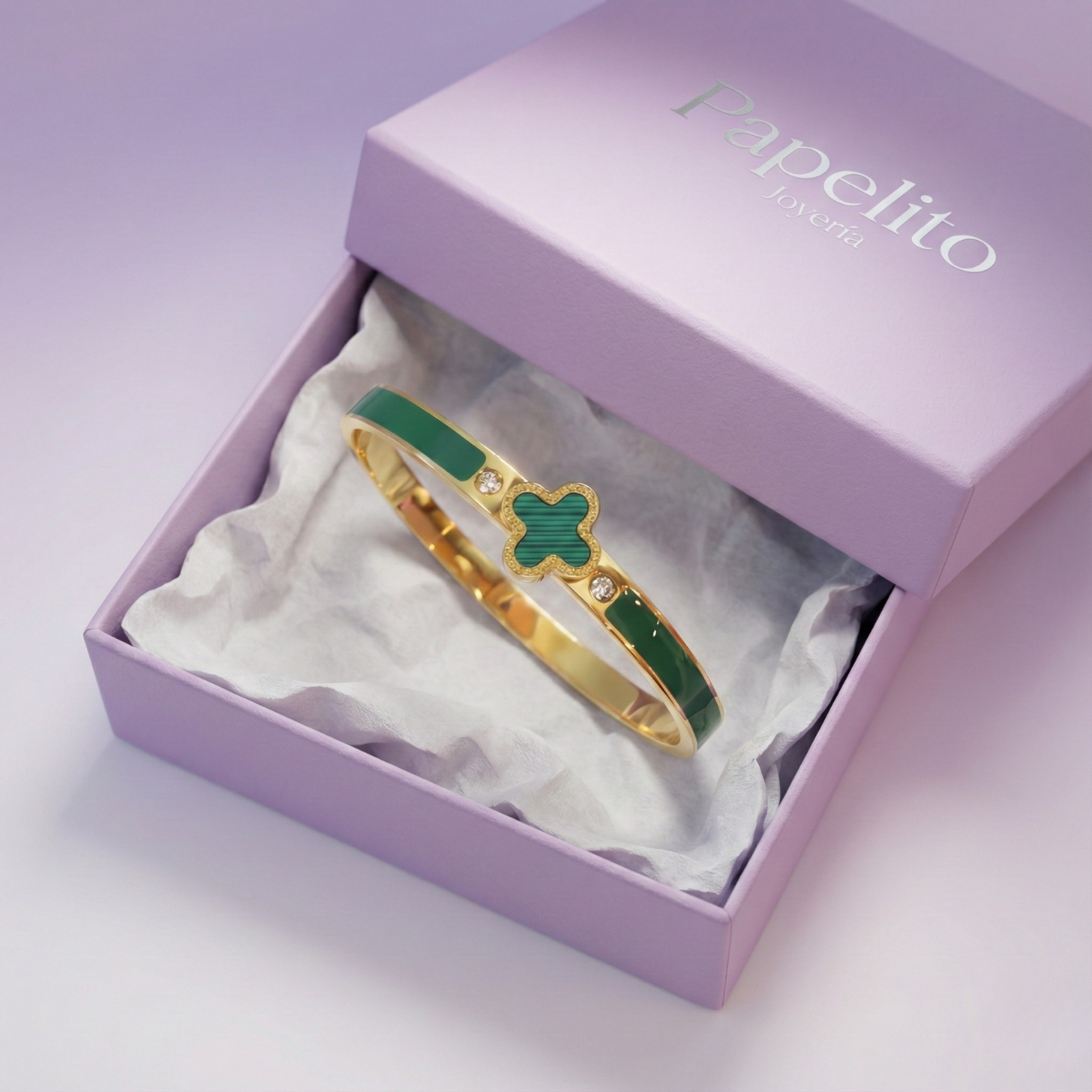 Bracelet rigide avec motif trèfle émaillé vert et zircone - 100 % acier plaqué or 18 carats