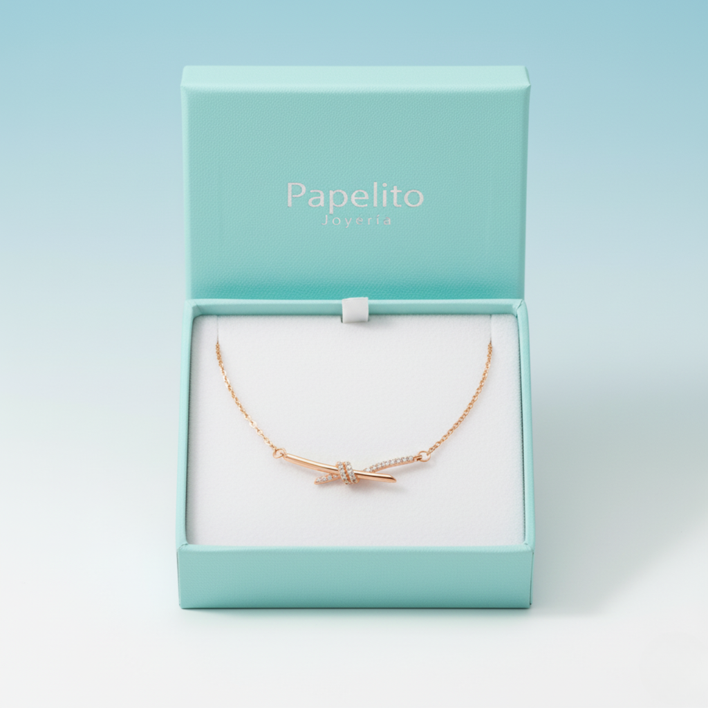 Collar de Acero Chapado en Oro Rosa de 18K 100% con Colgante de Nudo con Zirconias