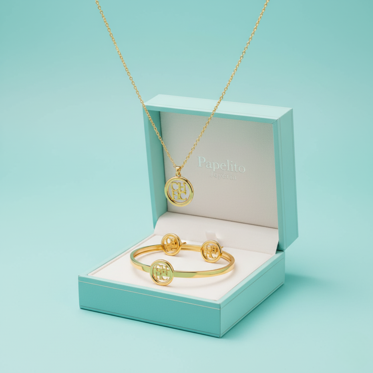 Conjunto de Joyería Circular con Detalles Grabados 100% Acero Bañado en Oro 18K