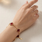 Bracelet Trèfle Rouge 100% Acier Plaqué Or 18 Carats
