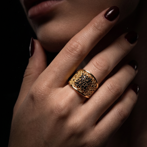 Bague Mosaïque Noir Ajouree Architecturale