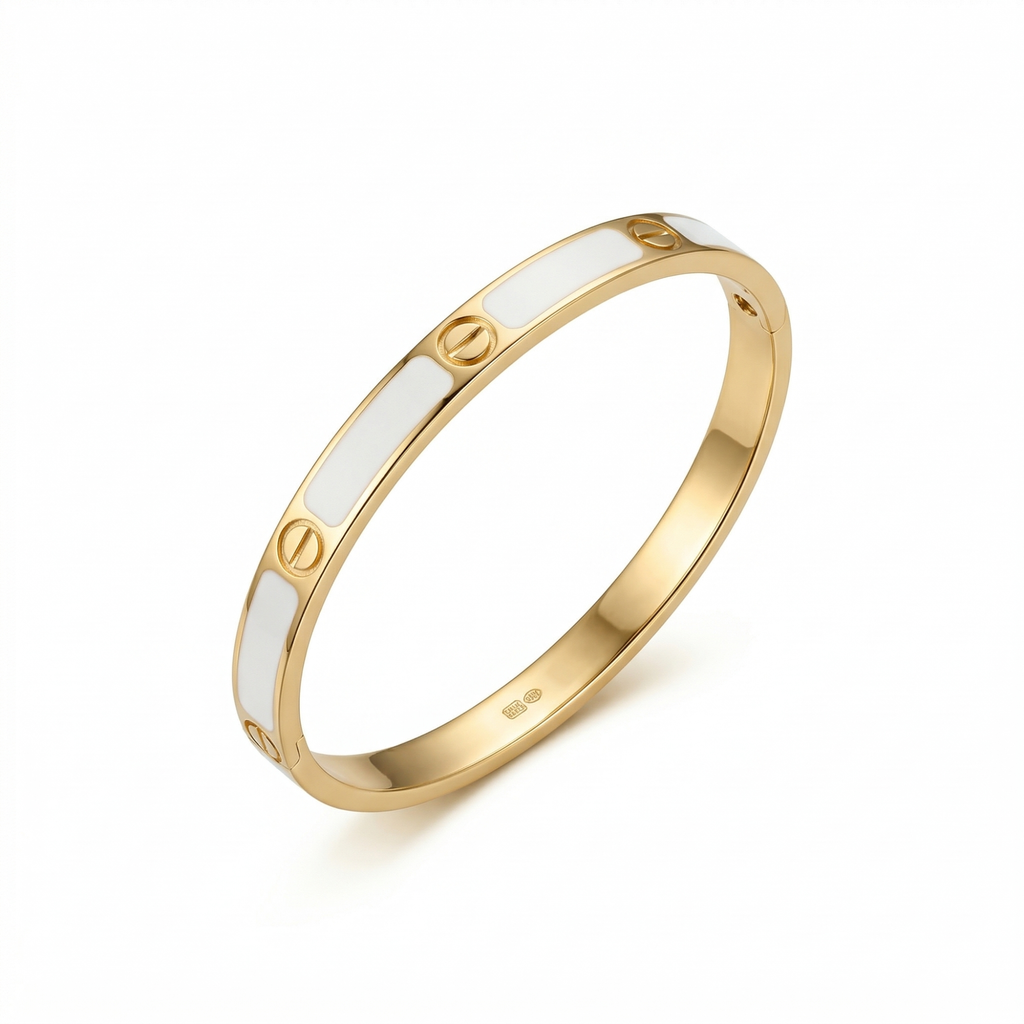 Bracelet en acier plaqué or 18 carats avec détails émaillés blancs