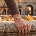 Pulsera Ajustable Cartouche Pavé & Gemas en Movimiento Doré