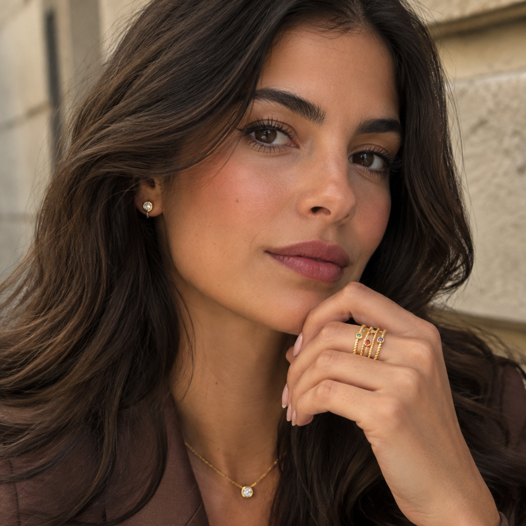 Twist Bohème Ring with Infinite Gems