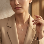 Collier Croix Latérale Pailleté Solitaire