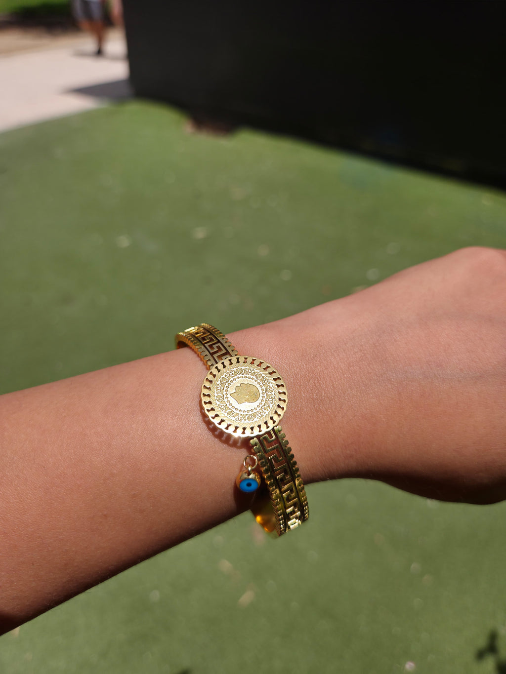 Bracelet en or avec pendentif pièce et mauvais œil – 100 % acier inoxydable et plaqué or 18 carats