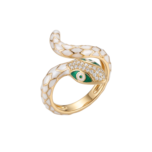 Anillo ajustable de acero bañado en oro de 18K con forma de serpiente envolvente, esmalte blanco, cristales y ojos verdes, fabricado en España por Papelito.