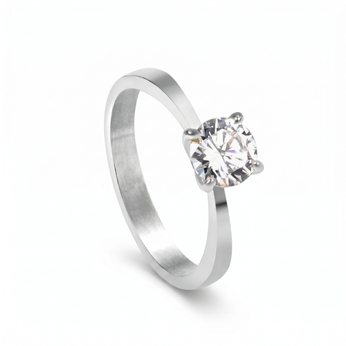Anillo solitario de lujo para mujer con piedra brillante central en engaste de cuatro garras. Fabricado en 100% acero inoxidable con baño de oro blanco 18K. Joyería de alta gama hecha en Francia.