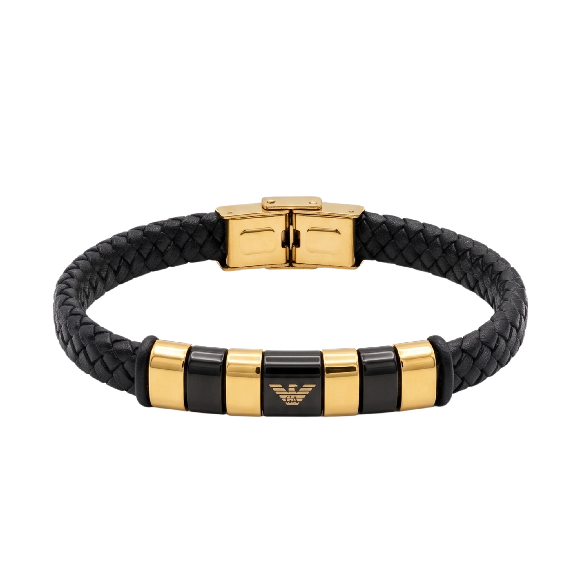 Brazalete de hombre en cuero negro trenzado con detalles de acero bañado en oro 18K. Joyería masculina de lujo fabricada en España con diseño elegante.