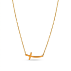 Collar de cadena fina de acero chapado en oro de 18k con un dije de cruz horizontal lateral de líneas curvadas y acabado liso pulido, hecho en España.