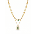 Collar doble de acero bañado en oro 18k PVD con colgante rectangular verde esmeralda y nácar hecho en Portugal.