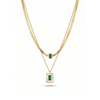 Collar doble de acero bañado en oro 18k PVD con colgante rectangular verde esmeralda y nácar hecho en Portugal.