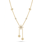 Collar estilo lariat de acero inoxidable con chapado en oro de 18K y colgantes en forma de estrella con circonitas brillantes.