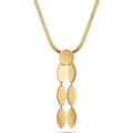 Collar estilo lariat de acero inoxidable chapado en oro de 18K con cadena plana de serpiente y colgante de hojas en cascada.
