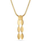 Collar estilo lariat de acero inoxidable chapado en oro de 18K con cadena plana de serpiente y colgante de hojas en cascada.