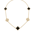 Collar de cadena en acero bañado en oro de 18K PVD con cinco tréboles alternados en ónix negro y pavé de circonitas, hecho en Egipto.