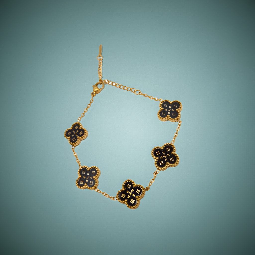 Pulsera de Trébol Negro con Patrón Geométrico 100% Acero Bañado en Oro 18K