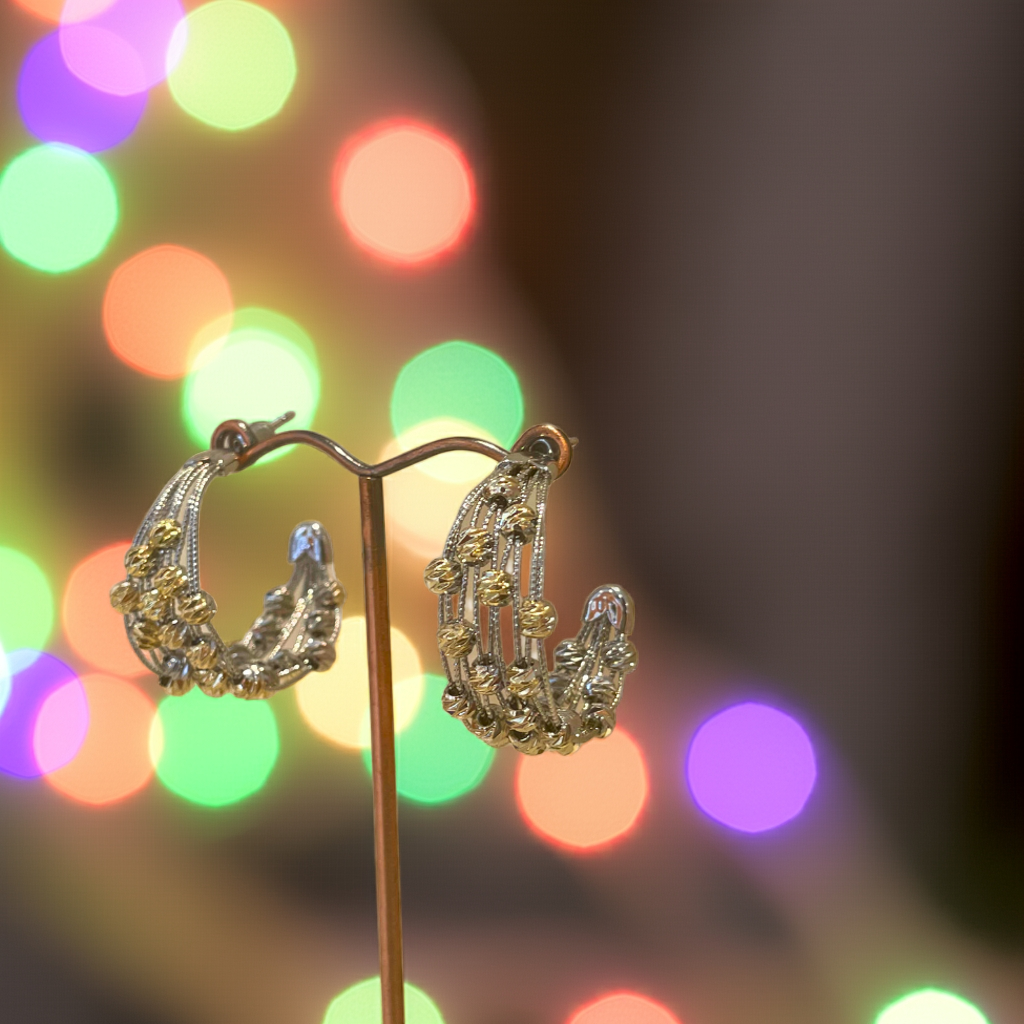 Boucles d'oreilles créoles avec rangées de boules d'or et d'argent - 100 % acier plaqué or 18 carats