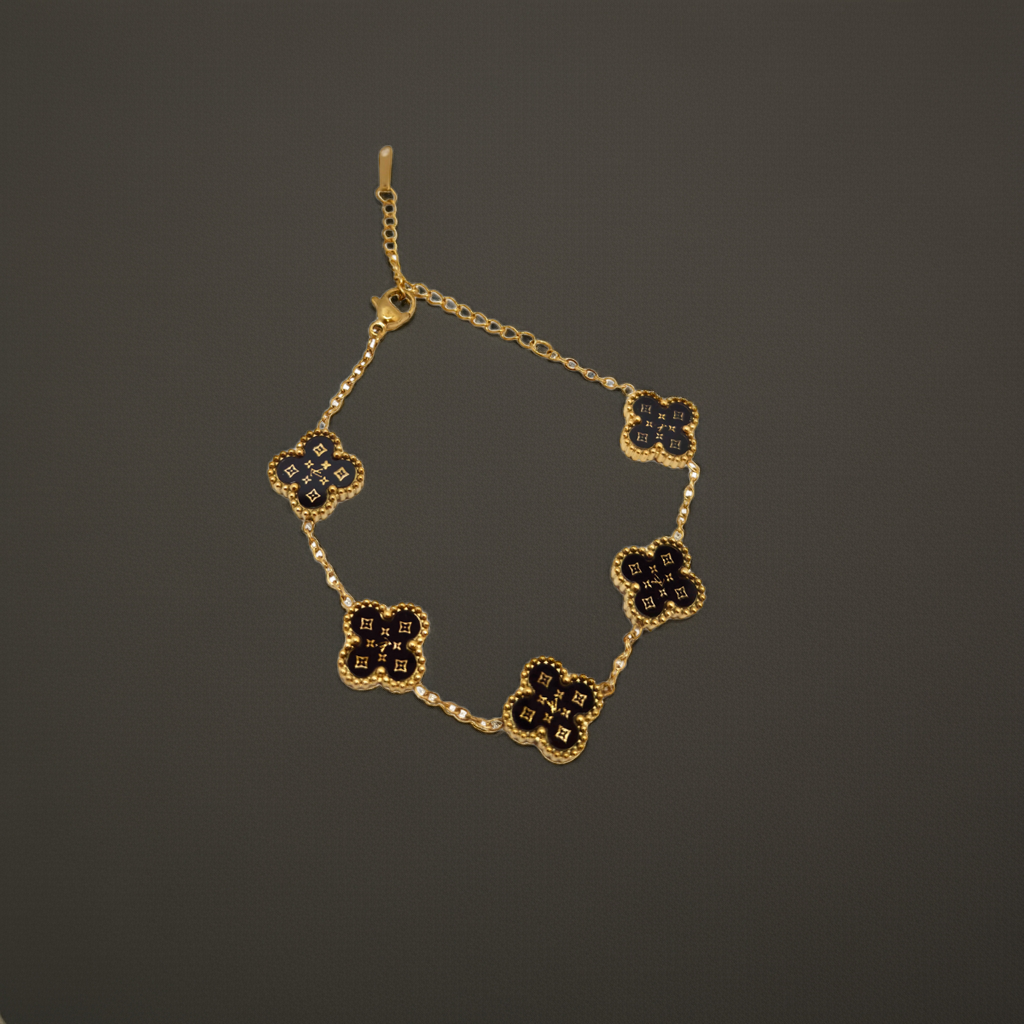 Pulsera de Trébol Negro con Patrón Geométrico 100% Acero Bañado en Oro 18K