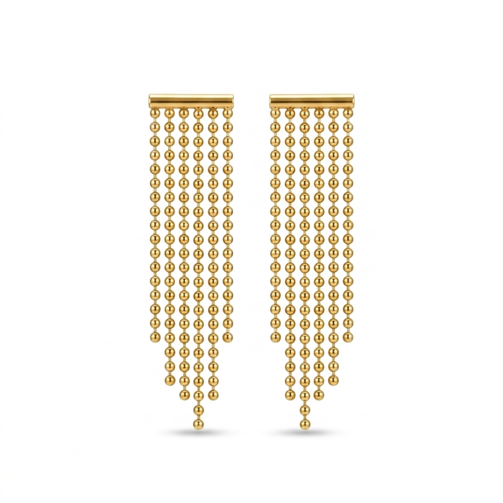 Pendientes largos de flecos con cadenas de esferas en cascada, de acero bañados en oro de 18K, fabricados en España.