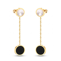 Pendientes largos de lujo de acero bañado en oro 18K con círculos en contraste blanco y negro, joyería fina fabricada en Bélgica.