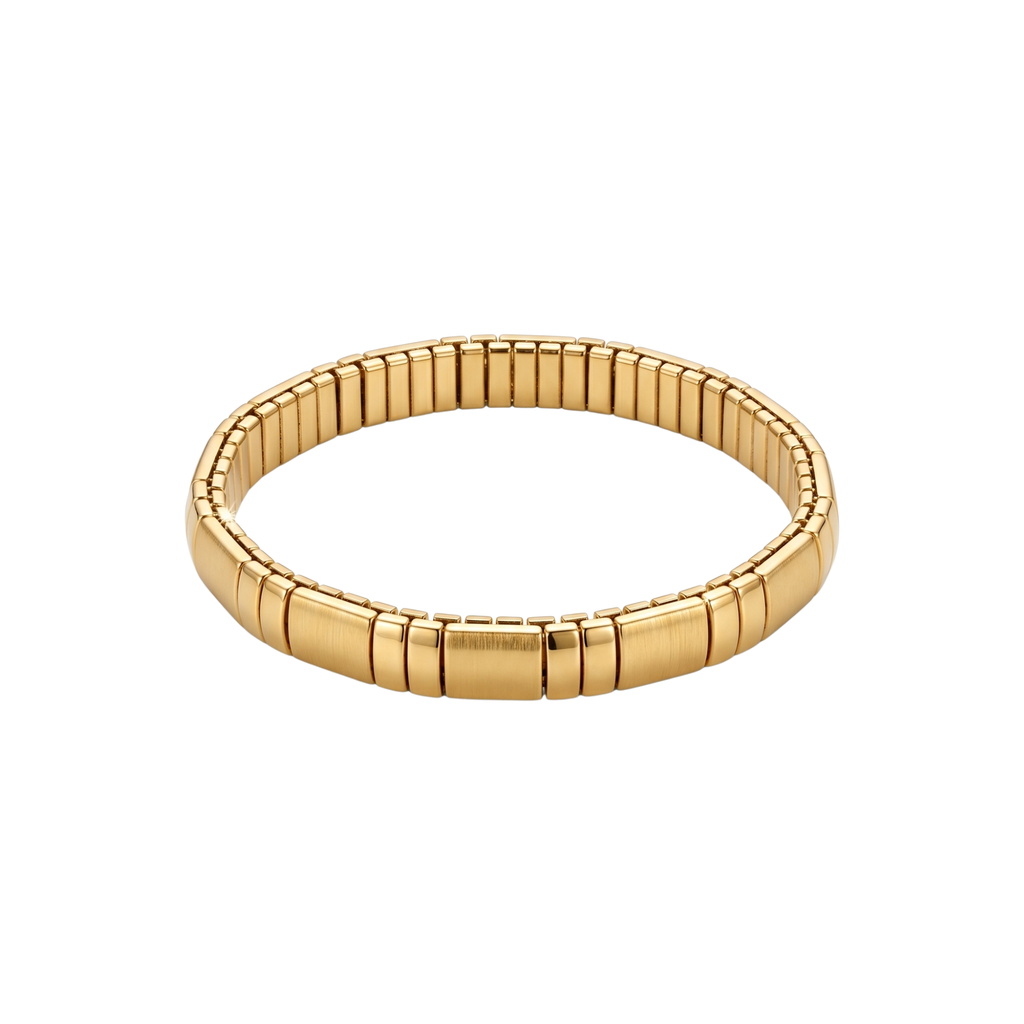 Pulsera elástica de eslabones geométricos bañada en oro de 18k de diseño minimalista fabricada en España.
