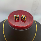 Conjunto Collar y Pendientes Letra 'H' Esmaltada - 100% Acero Bañado en Oro 18K