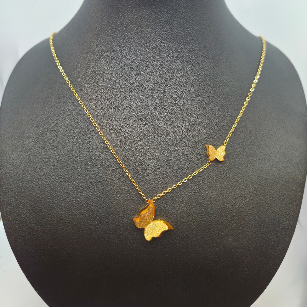 Conjunto Collar y Pendientes Mariposas con Circonitas - 100% Acero Bañado en Oro 18K