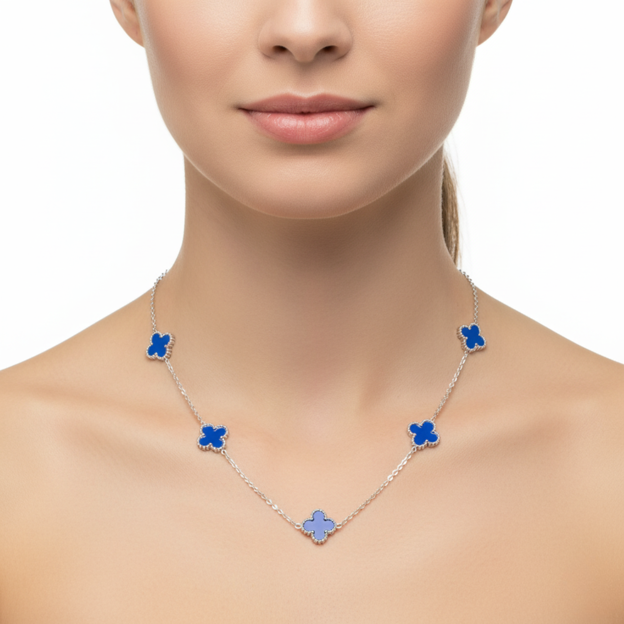 Collar de Trébol Azul 100% Acero Inoxidable Color Plata