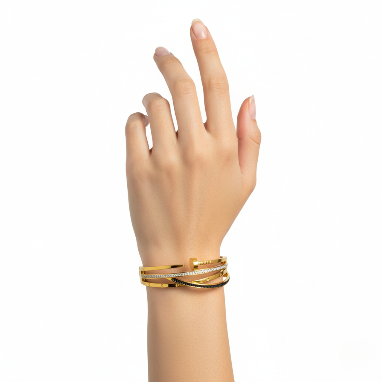 Pulsera Rígida Diseño Entrelazado con Clavo, Circonitas y Esmalte Negro 100% Acero Bañado en Oro 18K