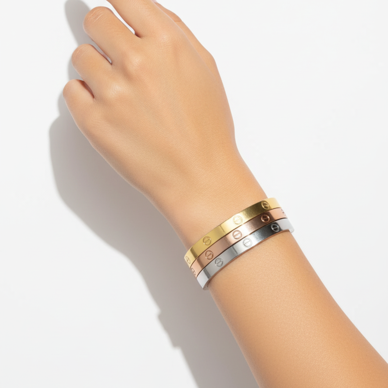 Pack de 3 Pulseras Love de Acero Inoxidable Bañadas en Oro 18K – Oro, Plata y Oro Rosado