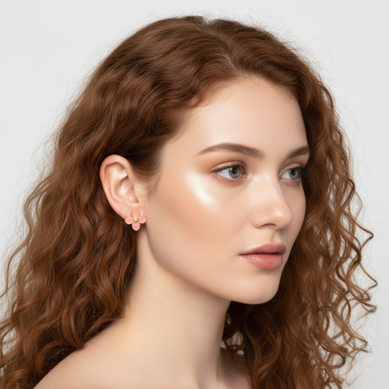 Pendientes de Botón con Flor de Pétalos Rosas y Centro Dorado - 100% Acero Bañado en Oro 18K