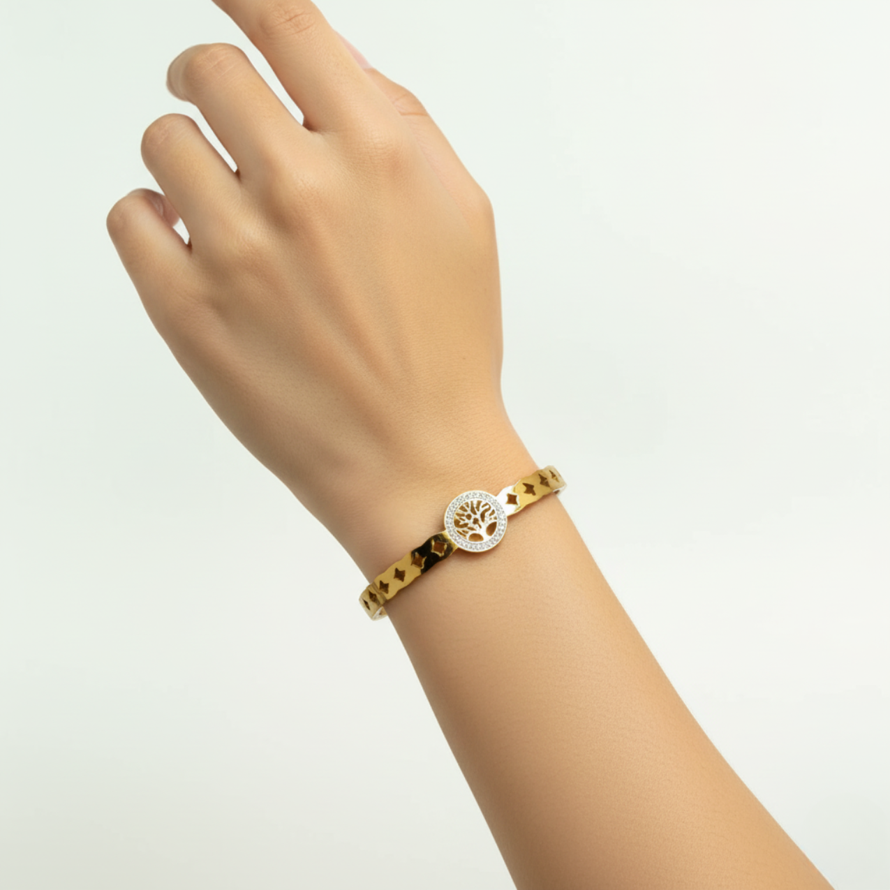 Pulsera Rígida con Árbol de la Vida y Circonitas - 100% Acero Bañado en Oro 18K
